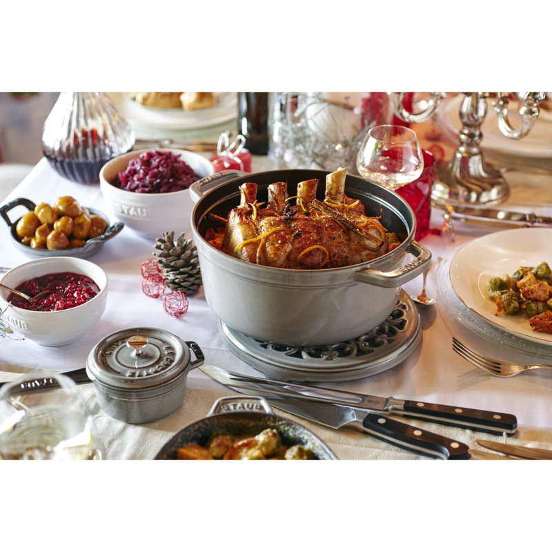 La Cocotte Cast Iron Round Cocotte, 9 quarts, Graphite Gray