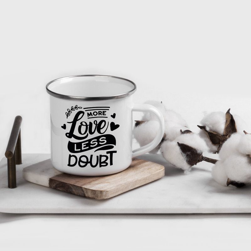 Tasse de camping «More Love Less Doubut»