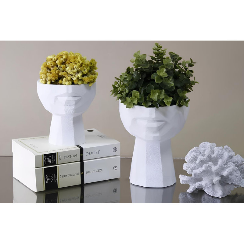 Darneisha Figurines & Sculptures, White