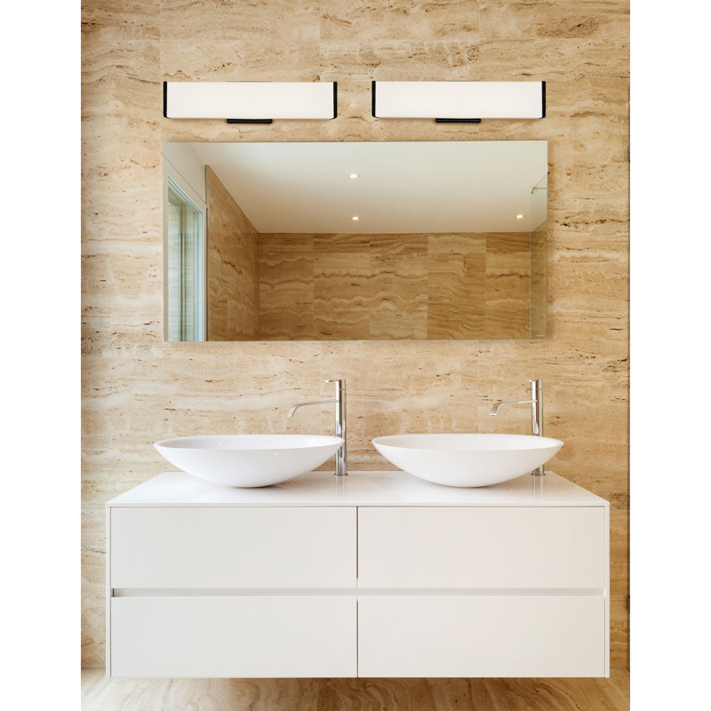 Carlotte Dimmable Bath Bar, Matte Black