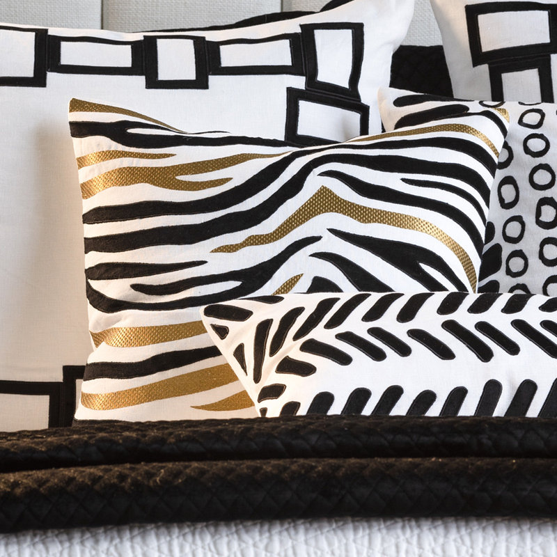 Tiger Square Pillow Cover & Insert