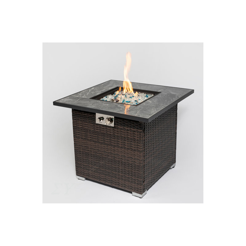 Table de foyer au gaz propane 30 po, foyer carré carré de 50 000 BTU, plateau de table en tuiles avec une belle base en osier pour la cour extérieure