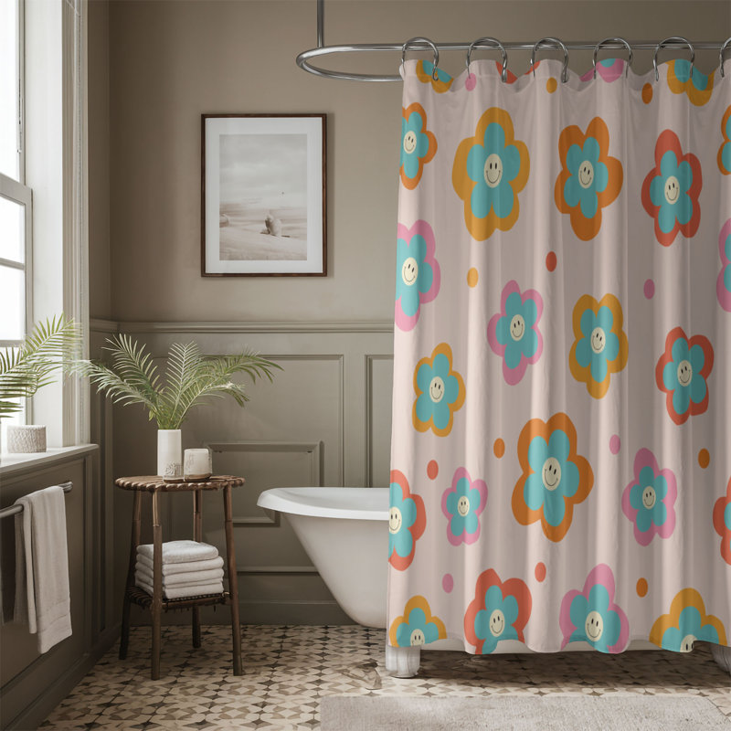 Davida, 74"H x 71"W