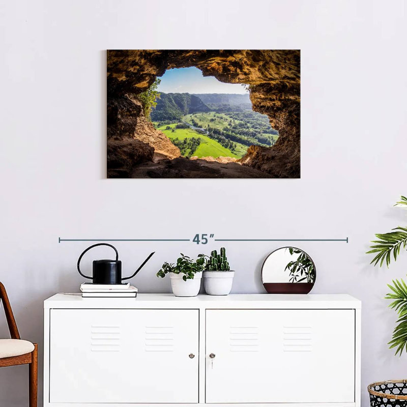 Alvord Cueva Ventana Cave, 20" H x 30" W