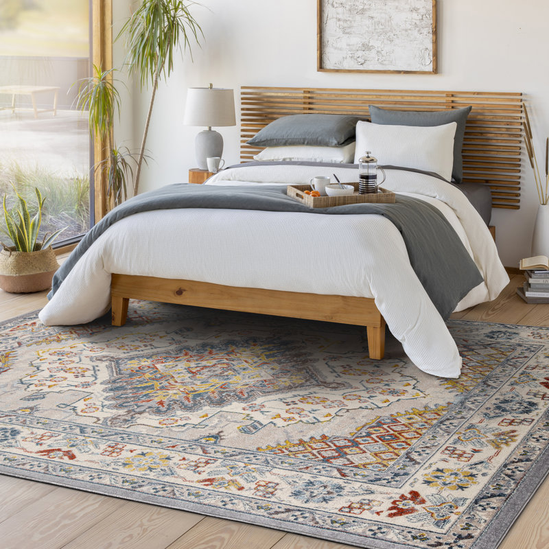 Kucera Flatiron Oriental Gray Area Rug, Rectangle 6'7" x 9'