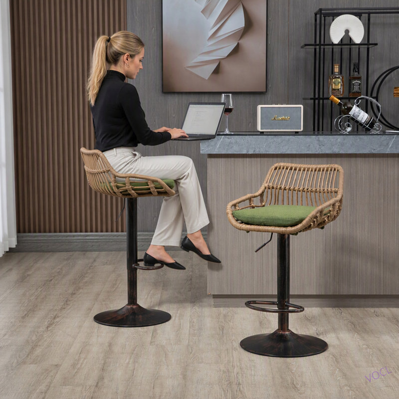 Ensemble de 2 tabourets de bar modernes pivotants avec repose-pieds réglables pour la cuisine et la salle à manger, Vert