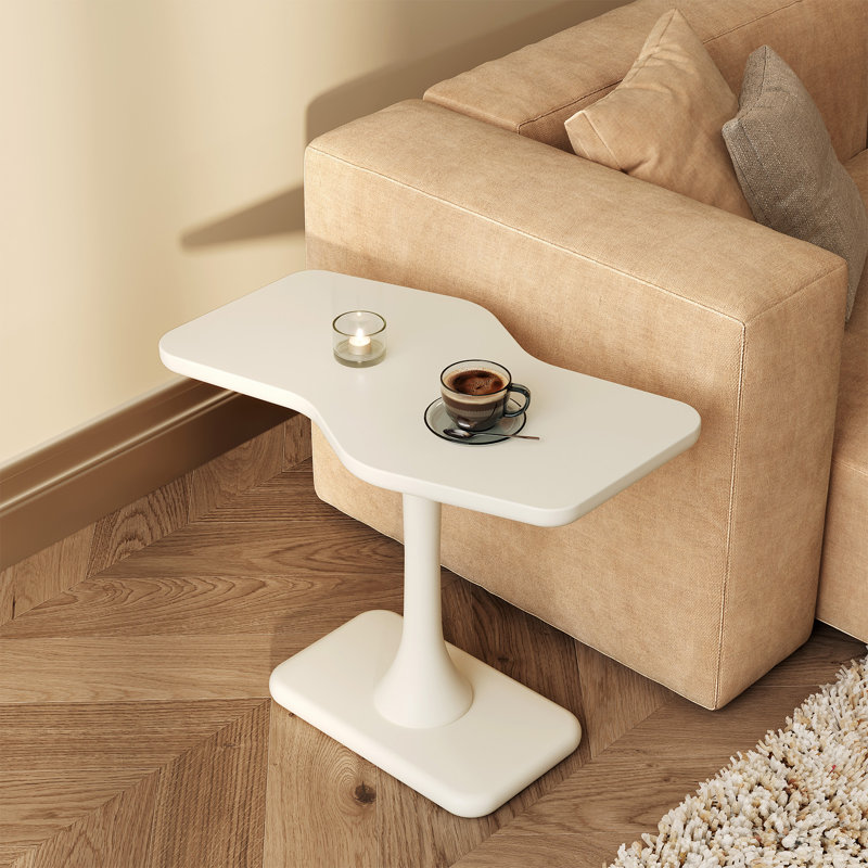 Table de bout moderne et irrégulière, blanc crème