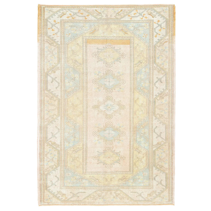 Tapis unique 5 pi 9 po x 8 pi 4 po Mimke