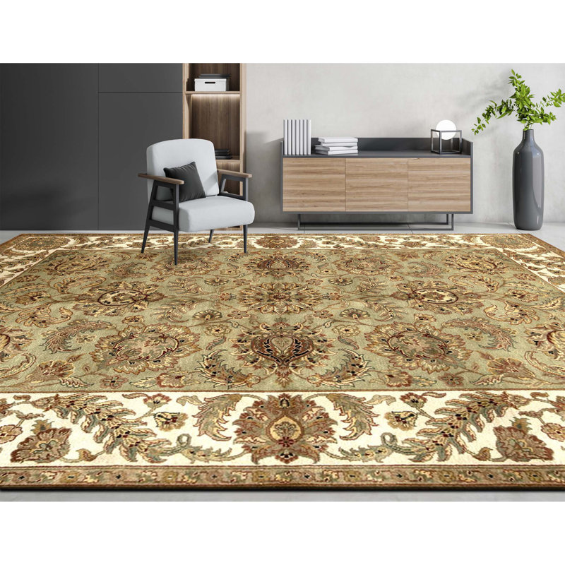 Tapis vert clair et ivoire noué à la main de haute qualité
