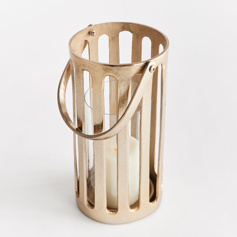 Huxley Hurricane Short, Gold, 16" H x 7.75" W x 8.50" D