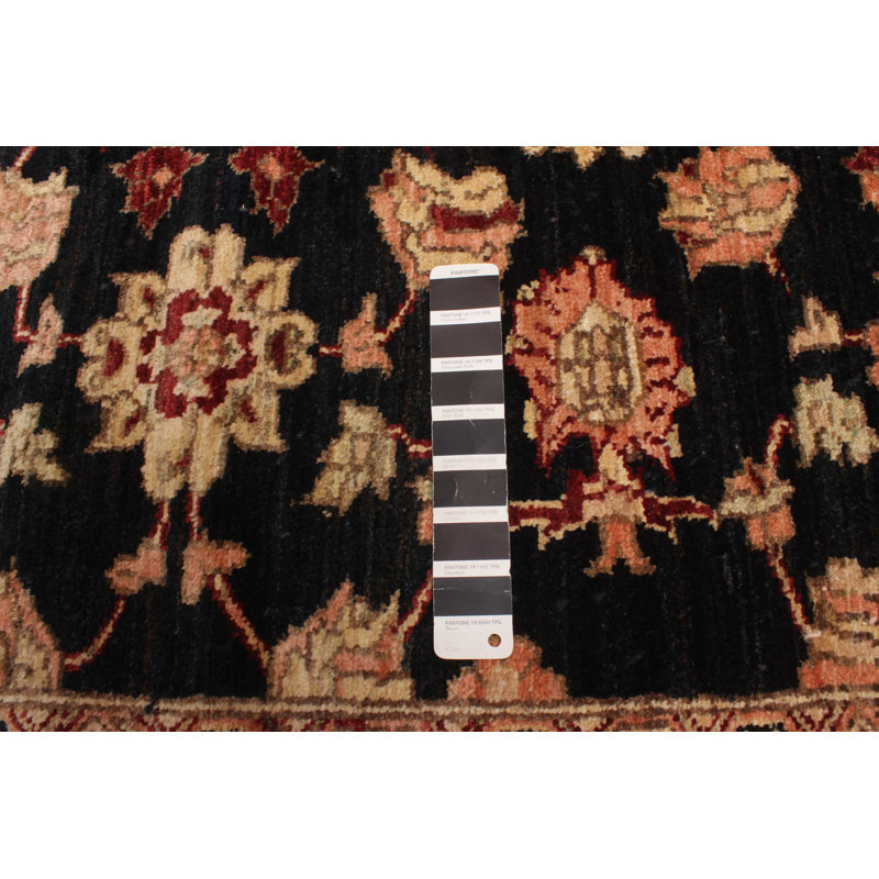 Tapis noir 145 cm x 168 cm
