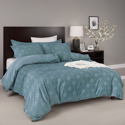 Ensemble de housse de couette 3 pièces Bohemian. Comprend une housse de couette très grand et deux taies d'oreiller. Doux, doux pour la peau, résistant à l'abrasion et infroissable pour un sommeil confortable. Convient à toutes les saisons. Un cadeau de Noël idéal.