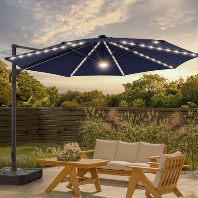 Parasol de patio en porte-à-faux décalé à DEL avec piédestal de 11 pi avec base Destane