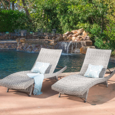 Chaise longue - Méridienne spacieuse pour l'extérieur, poids polyvalent confortable de 41,23 lb