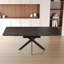 Table de salle à manger moderne noire extensible de 62,4 po. Esthétique industrielle de style Mid-Century. Pieds en X en métal, plateau fonctionnel de grande taille Mid-Century de 78,15 po. Extensible pour la pièce, la fête, la conférence. Pieds-1450292803