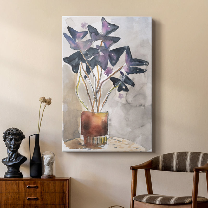 Oxalis dans un vase I - galerie sur mesure, H 60 po x l 40 po