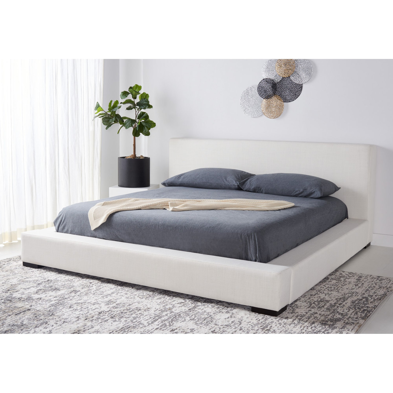 Dorine Genuine Leather Bed, King, Ivory