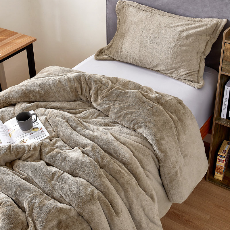 Me Sooo Comfy Coma Inducer Oversized Comforter Set, King Comforter + 2 Standard Shams, Brown