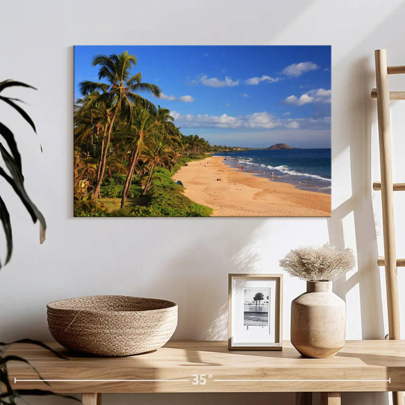 Gillard Tourists In Maui, 16" H x 24" W