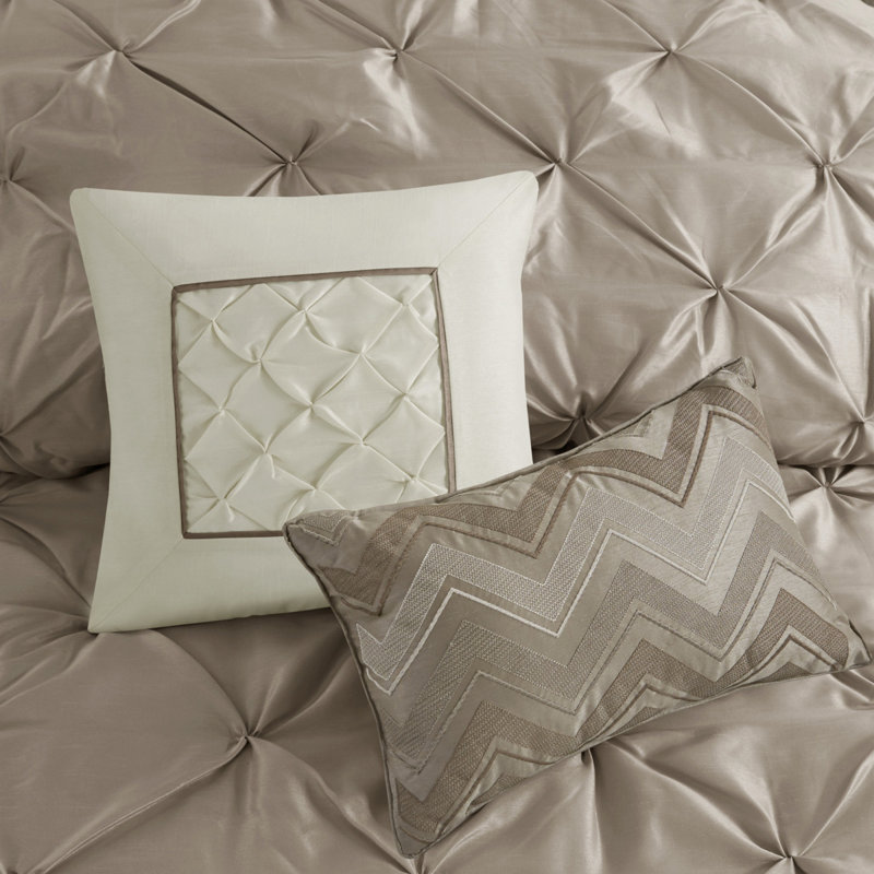 Piece Polyester Cal King Bedding Sets, Tufted Modern Home Style