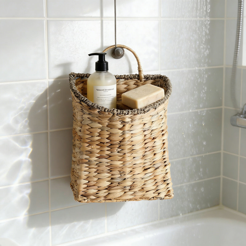 Les paniers de fleurs muraux tissés à la main, ornés de décorations tissées et équipés de cadres en métal, conviennent à une utilisation intérieure et extérieure. Les portes avant et les décorations murales de style bohémien ajoutent une touche d'élégance