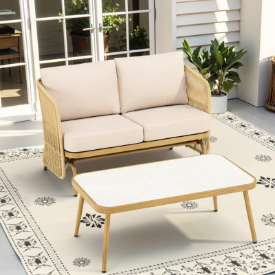 Table basse et balançoire toutes saisons pour balcons, avec coussins beiges, sièges confortables, table, sièges d'extérieur rembourrés,