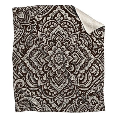 Couvertures complexes à motif mandala