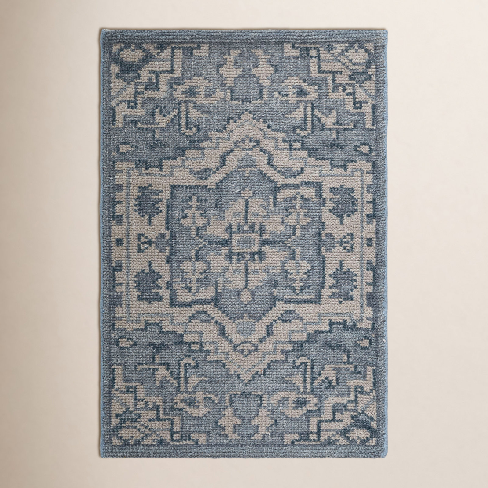 Baxter Iqra Hand-Knotted Oriental Rug, Rectangle 2' x 3'