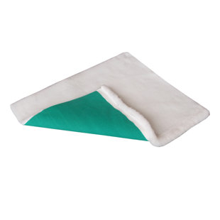 Vet Fleece Bedding | Vet Bed Original Greenback | Fleece Pet Bed