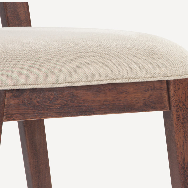 Chaise en bois massif Lazaro