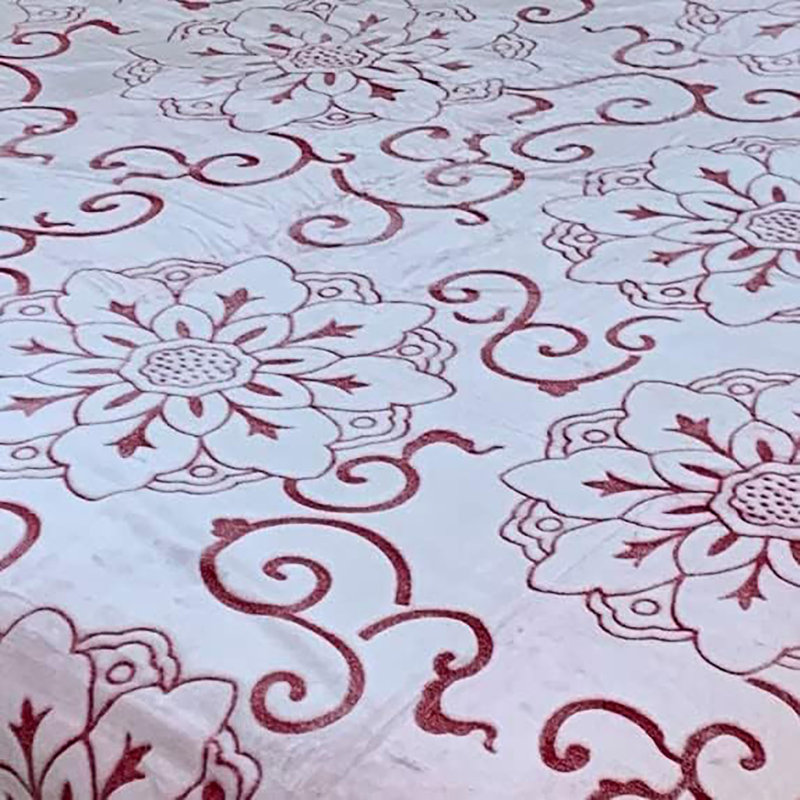 Couverture , Rouge