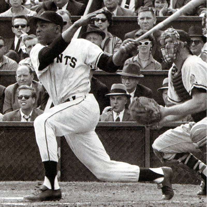 Willie Mays, H 28 po x l 28 po