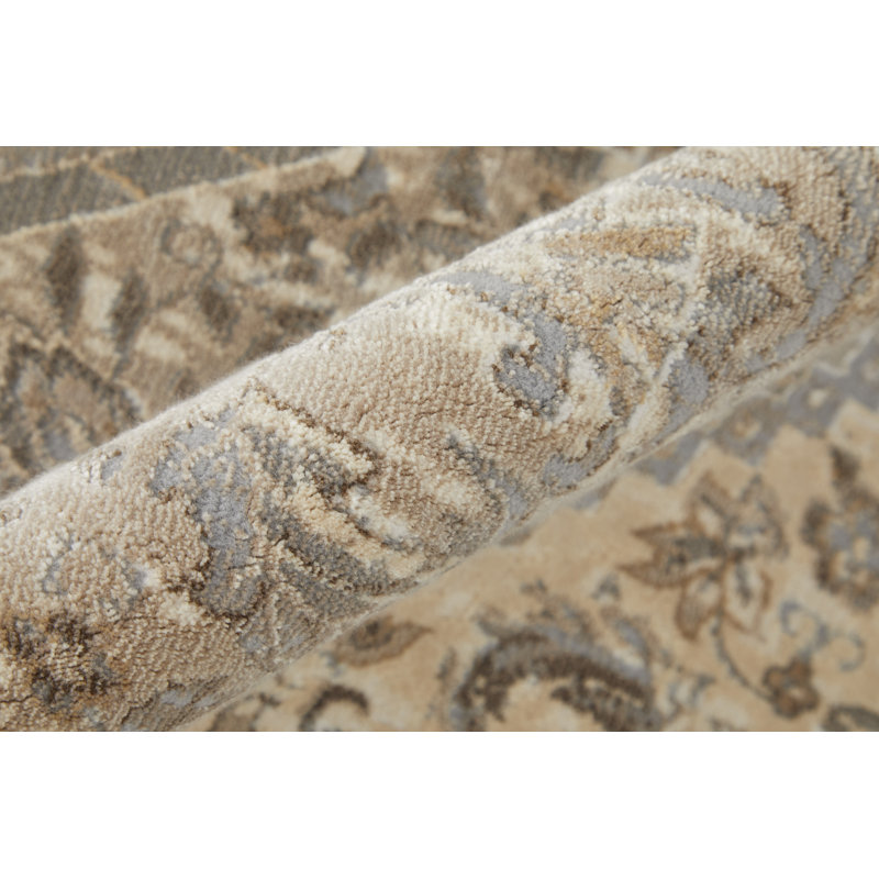 Neoma Southwestern Indoor Rug, Round 7'9"