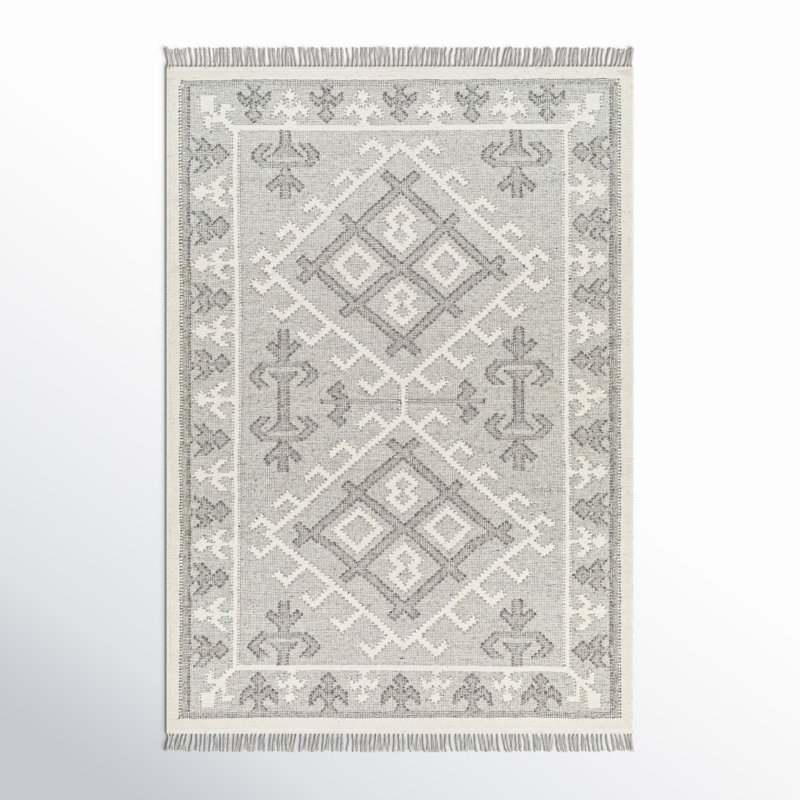 Saber Southwestern Flatweave Wool Area Rug in Gray/White, Rectangle 6' x 9'