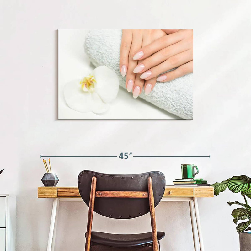 Shuttleworth Classy Spa Nails, 24" H x 36" W