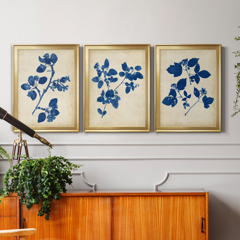 Indigo Leaf Study IV - Ensemble de 3 peintures sur toile encadrées, Doré, H 18,5 po x l 73,5 po x P 1,5 po