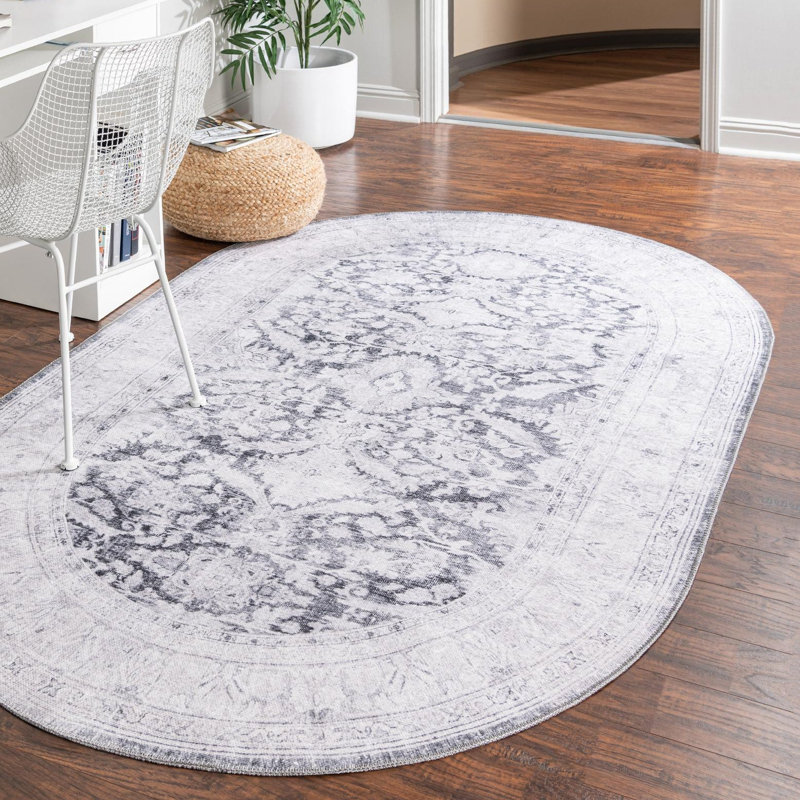 Heyde Chenille Oriental Indoor Rug, Oval 2' x 3'1"