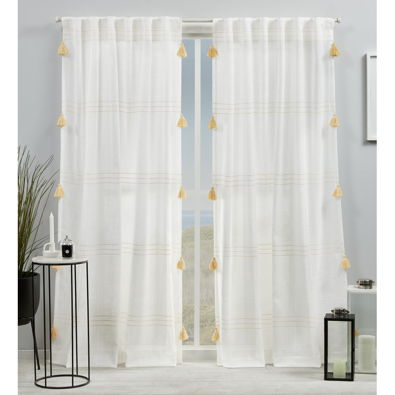 Paire de rideaux semi-transparents avec passe-tringle Kumsal, Jaune, 54 po x 96 po