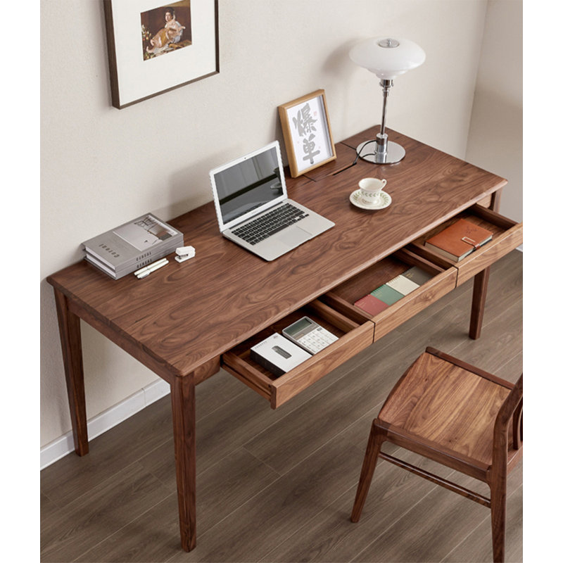 Bureau simple en bois massif avec tiroirs, 29.53" H x 62.99" W x 25.59" D