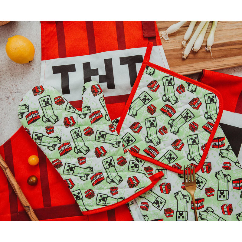 Ukonic Polyester Potholder & Oven Mitt Set