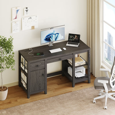 Bureau de direction de 58 po avec plateau à clavier pliable et station de charge, bureau à domicile en bois de ferme avec tiroirs et porte-revues, grand bureau d'écriture pour bureau personnel et bureau, noir
