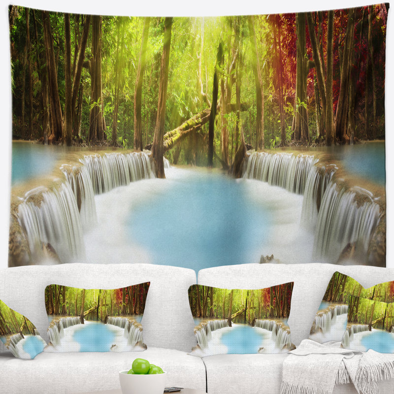 Photographie huai mae kamin cascade tapisserie, H 32 po x l 39 po