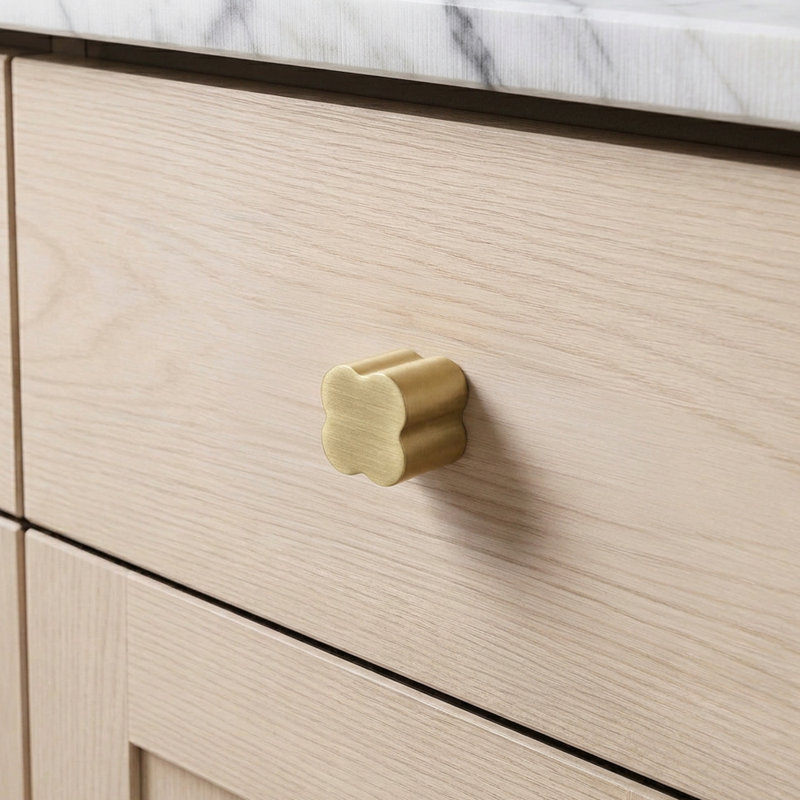 Poignée d'armoire Redefine Hardware