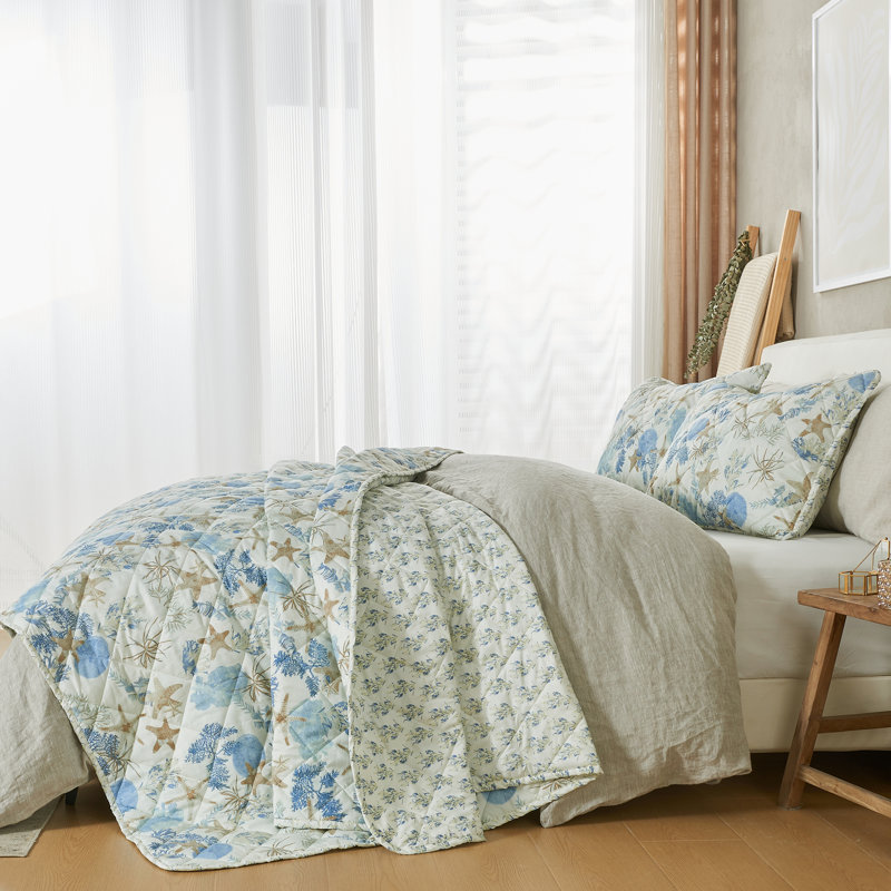 Full Blue Coral Microfiber Reversible Coastal Quilt Set