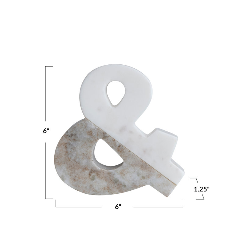 Doina et bloc de lettres