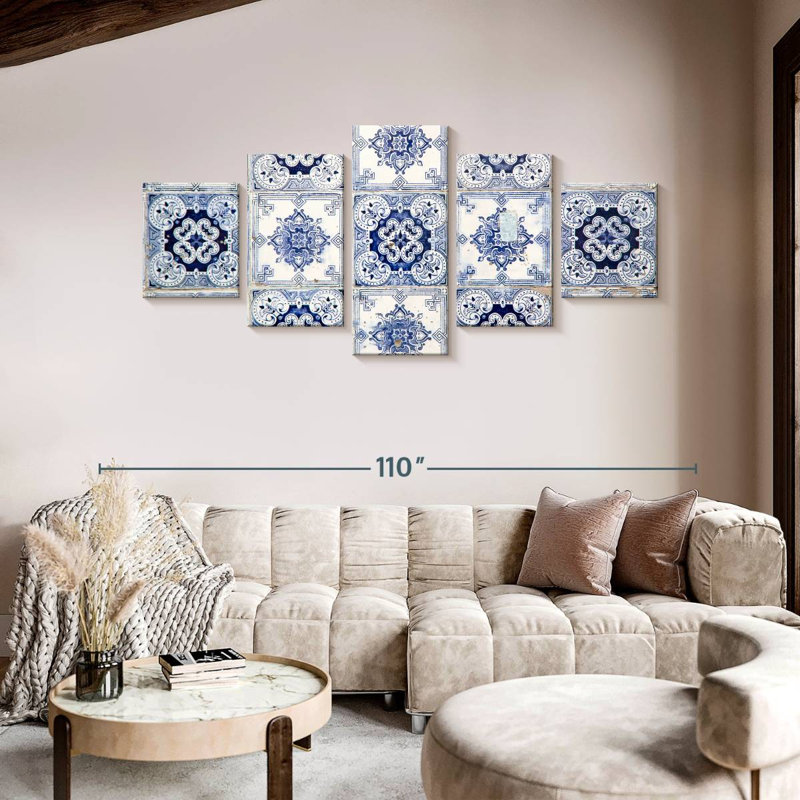 Azulejo Tiles In Lisbon, H 42 po x l 92 po