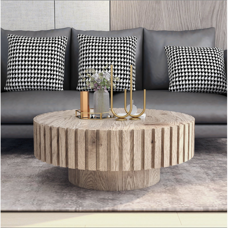 Table basse moderne et minimaliste circulaire de 31,4 po avec une texture de bois naturel, stable et durable, rehaussant l'esthétique de l'espace et convenant aux salons, salles d'étude et bureaux.
