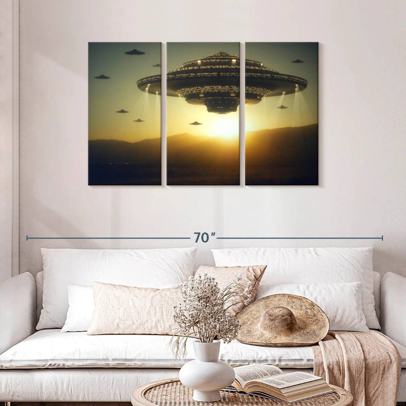 Kelan Alien Invasion, 14" H x 23" W