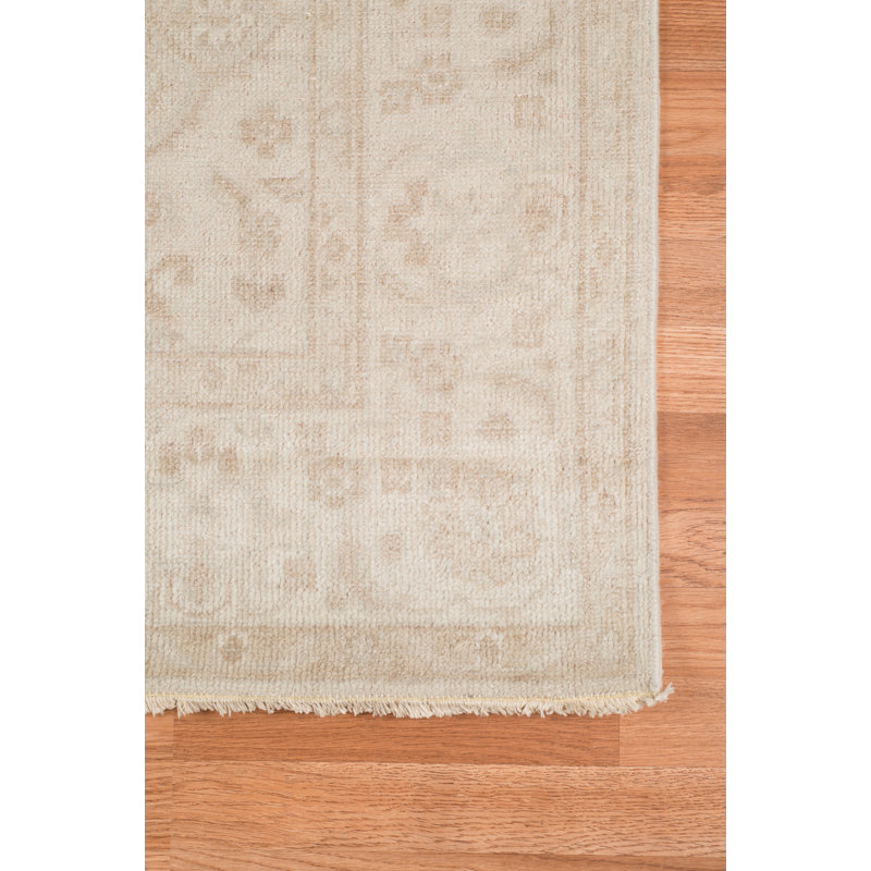 Ainsley Hand-Knotted Beige 2'x3' Rug, Rectangle 6' x 9'