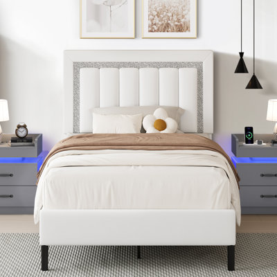 Ensemble de lit plateforme tapissier Diamond